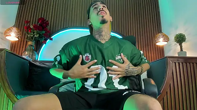 Donovan Desmond online show from 01-10-26, 04:08