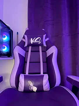 AlessiaSmith11 online show from 11-07-25, 03:00