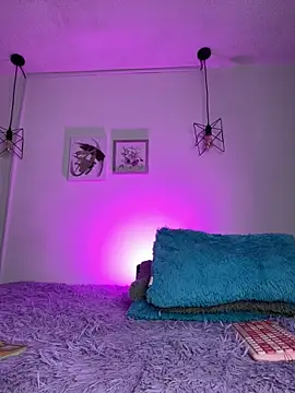 AlessiaSmith11 online show from 04-06-26, 05:08