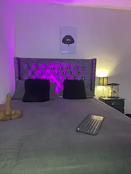 Snapshot of sofii_escobar chatting on 10-01-25, 03:33 sofii escobar online show from 10-01-25, 03:33