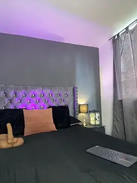 Snapshot of sofii_escobar chatting on 11-30-25, 08:42 sofii escobar online show from 11-30-25, 08:42