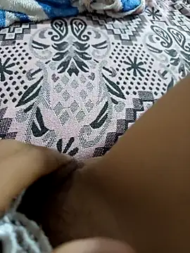 hendy692 online show from 11-08-25, 02:04