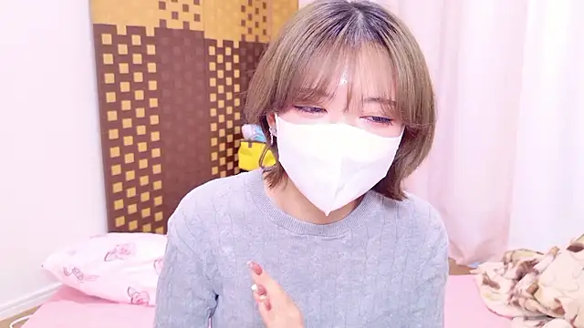 Azusa DoMybest online show from 12-03-25, 04:57