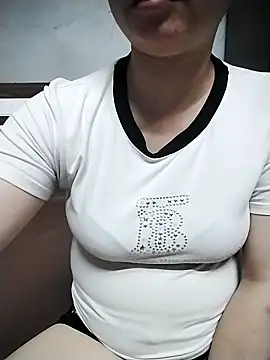 Mie rose online show from 04-12-26, 01:58