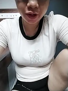 Mie rose online show from 06-10-26, 01:18