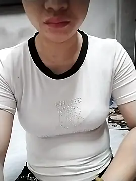 Mie rose online show from 04-04-26, 11:11