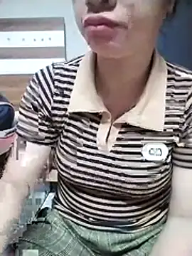 Mie rose online show from 10-31-25, 02:24