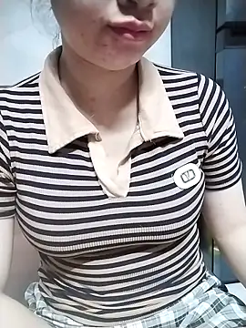 Mie rose online show from 03-24-26, 12:49