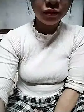 Mie rose online show from 11-18-25, 02:31