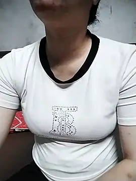 Mie rose online show from 03-25-26, 01:43