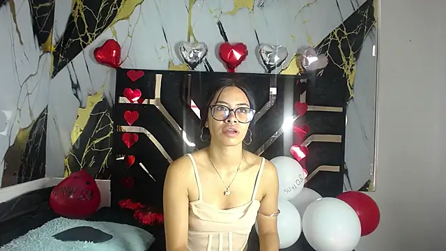 Miahotcs1 online show from 02-14-26, 12:27