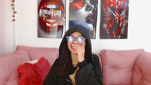 Miahotcs1 online show from 03-31-26, 02:52