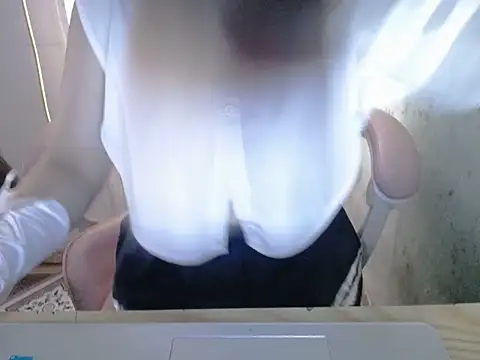 Snapshot of ahoa_Tk chatting on 10-21-25, 04:12 ahoa Tk online show from 10-21-25, 04:12