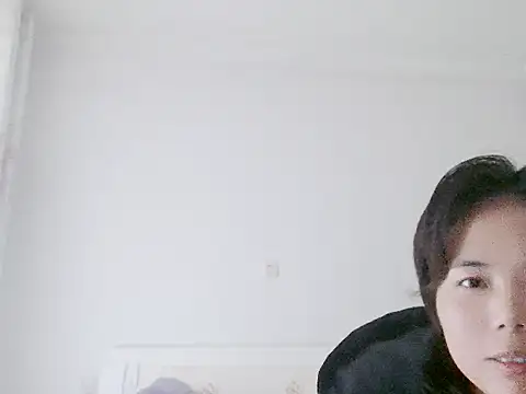 huihui520-- online show from 10-08-25, 08:38