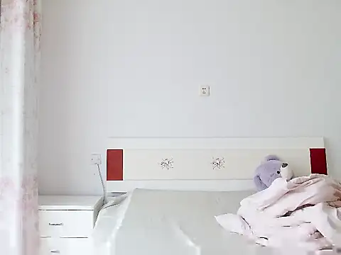 huihui520-- online show from 09-25-25, 11:44