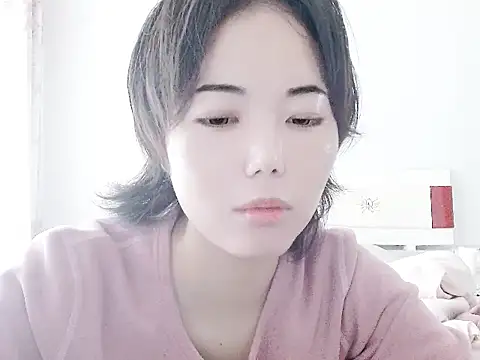 huihui520-- online show from 10-02-25, 04:16