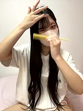 noa uxu online show from 09-22-25, 09:04