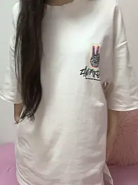 noa uxu online show from 10-05-25, 05:09