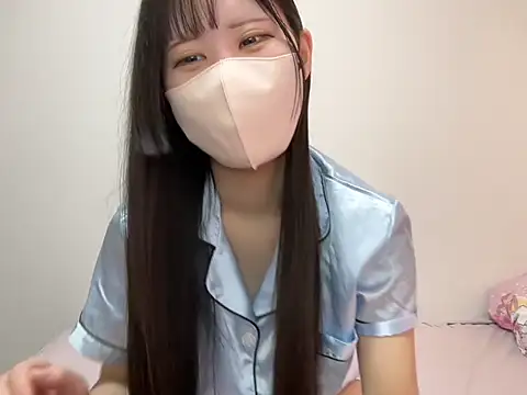 noa uxu online show from 11-07-25, 12:15