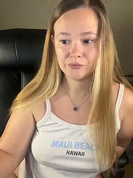 CaramelleSugar  online show from 09-28-25, 04:14