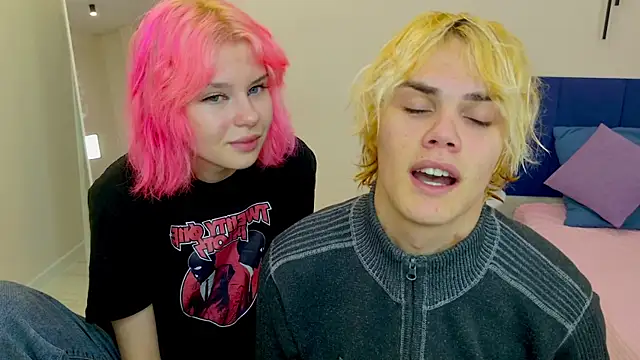 Bonnie And C1yde online show from 10-18-25, 05:04