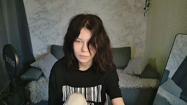 Bonnie And C1yde online show from 04-13-26, 05:11