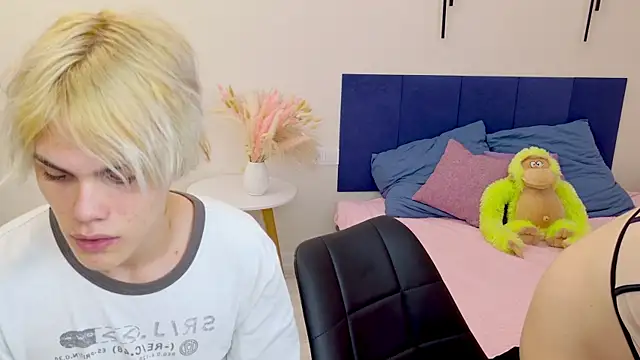 Bonnie And C1yde online show from 09-13-25, 05:13