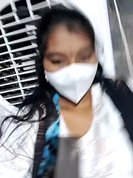 Snapshot of srav43 chatting on 02-20-26, 02:30 srav43 online show from 02-20-26, 02:30