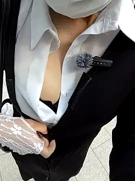 Snapshot of pink-mai chatting on 03-01-26, 12:32 pink-mai online show from 03-01-26, 12:32