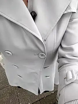 Snapshot of pink-mai chatting on 04-04-26, 01:01 pink-mai online show from 04-04-26, 01:01