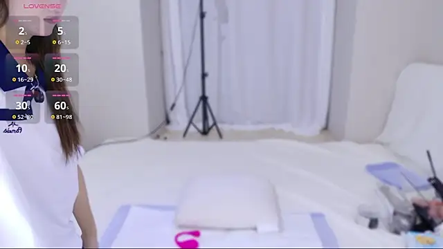 hanbaobao online show from 11-15-25, 09:57