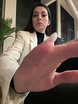 EllyLynn online show from 02-02-26, 07:46