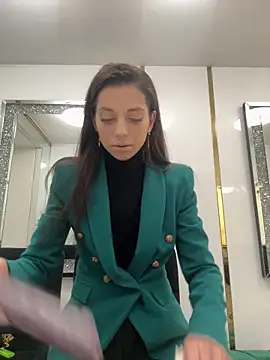 EllyLynn online show from 03-13-26, 06:46