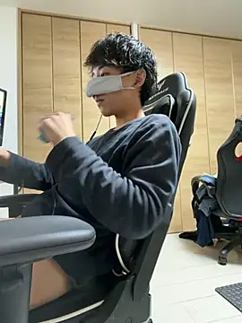 jiji9253 online show from 12-16-25, 09:35