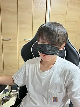 jiji9253 online show from 06-07-26, 12:32