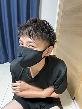 Snapshot of jiji9253 chatting on 10-10-25, 12:28 jiji9253 online show from 10-10-25, 12:28