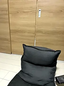 Snapshot of jiji9253 chatting on 10-02-25, 11:02 jiji9253 online show from 10-02-25, 11:02