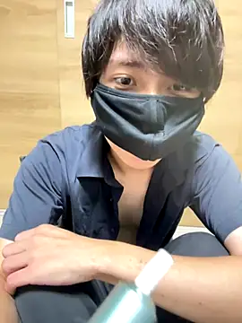 Snapshot of jiji9253 chatting on 10-05-25, 10:17 jiji9253 online show from 10-05-25, 10:17