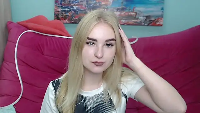 SofySofty online show from 10-25-25, 04:44