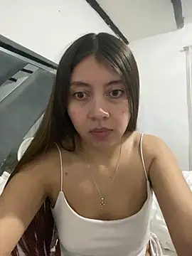 Sara-cooper2 online show from 05-20-26, 02:25