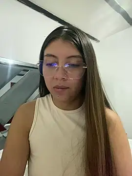 Sara-cooper2 online show from 07-16-26, 01:13