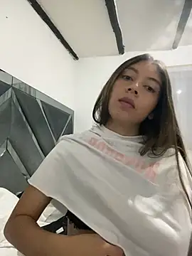 Sara-cooper2 online show from 05-17-26, 10:37