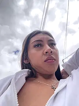 Sara-cooper2 online show from 09-27-25, 06:58