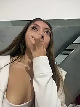 Sara-cooper2 online show from 03-07-26, 03:57