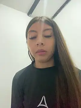 Sara-cooper2 online show from 02-04-26, 11:11