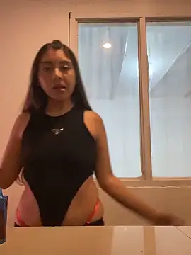 Sara-cooper2 online show from 09-20-25, 08:03