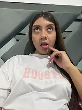 Sara-cooper2 online show from 03-10-26, 02:59