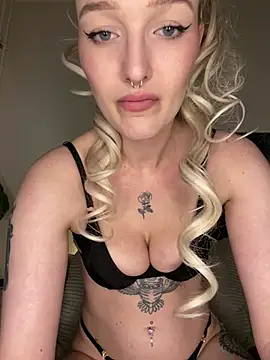 lovecassyrose online show from 04-24-26, 06:26