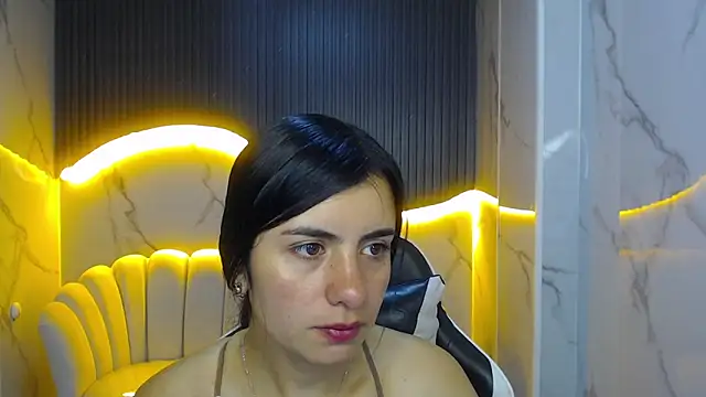 Eilyn love b online show from 10-02-25, 12:52