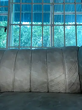 SophieD online show from 10-16-25, 02:14